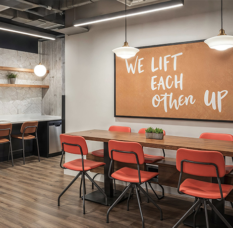 Graphic Guruku;l about-01